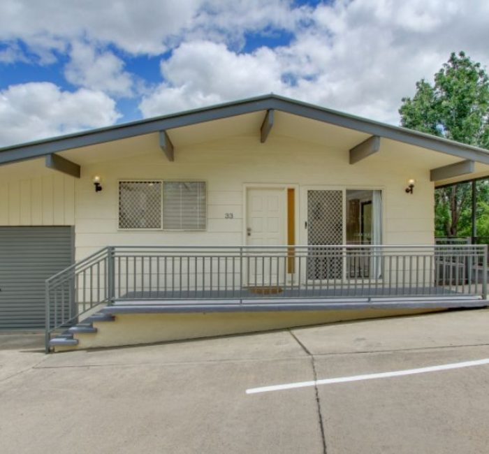 Thunderbird-Motel-Cottage13