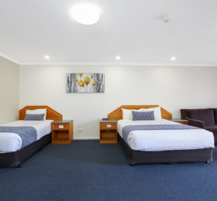 Thunderbird-Motel-Deluxe-Twin-Room3