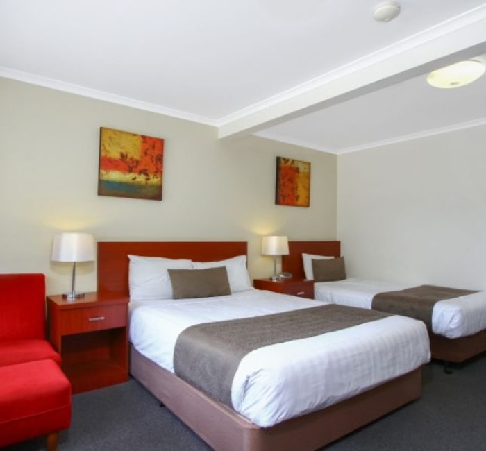 Thunderbird-Motel-Deluxe-Twin-Room6